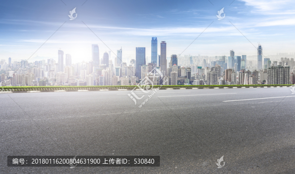 城市道路和建筑景觀天際線