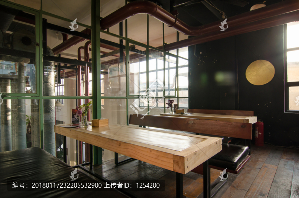 工業(yè)風(fēng)酒吧餐吧