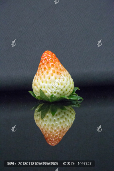 巧克力奶油草莓
