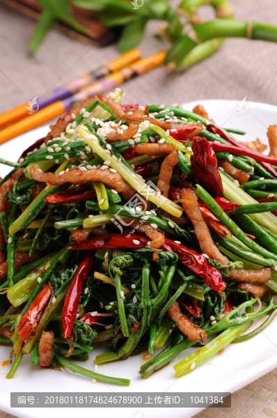 干煸肉絲蕨菜