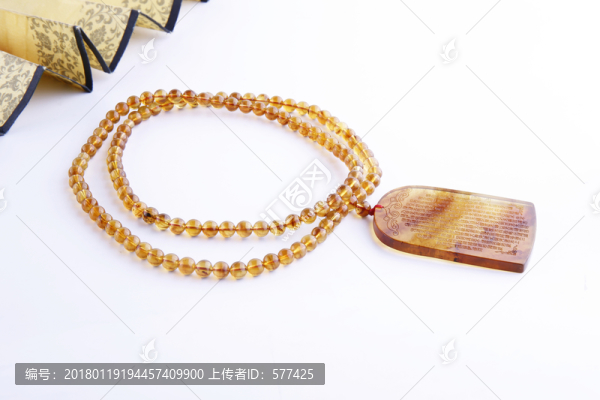 琥珀項(xiàng)鏈