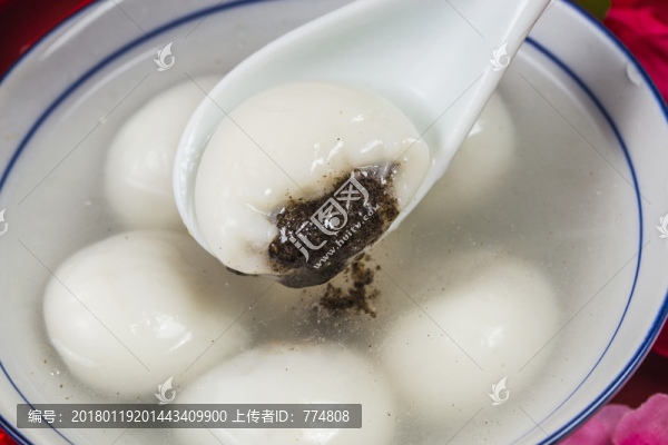 元宵節(jié),吃湯圓,團(tuán)圓