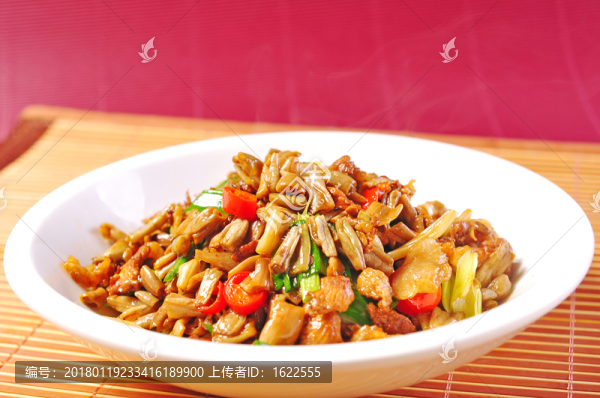 撲豆角炒肉