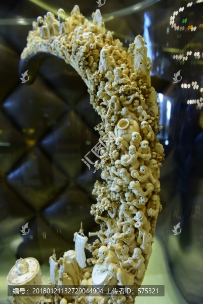 洪福齊天象牙雕塑