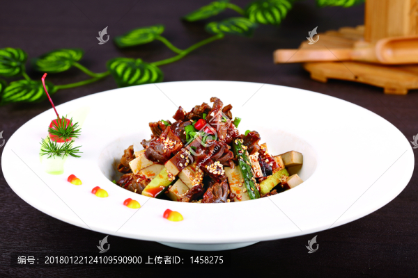 雞蛋干拌鴨胗