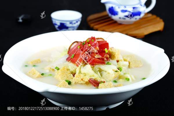 濃湯白菜燉豆腐