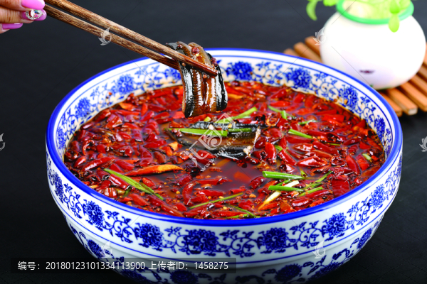 紅湯水煮鱔魚