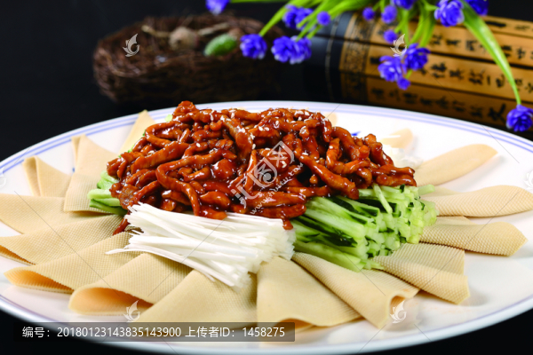 京醬肉絲