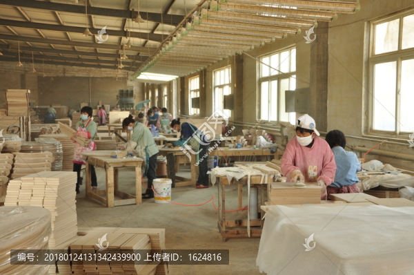 家具廠車間,家具廠工人