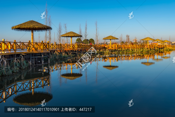 沿江水岸公園