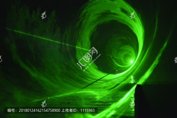 穿越時(shí)光隧道