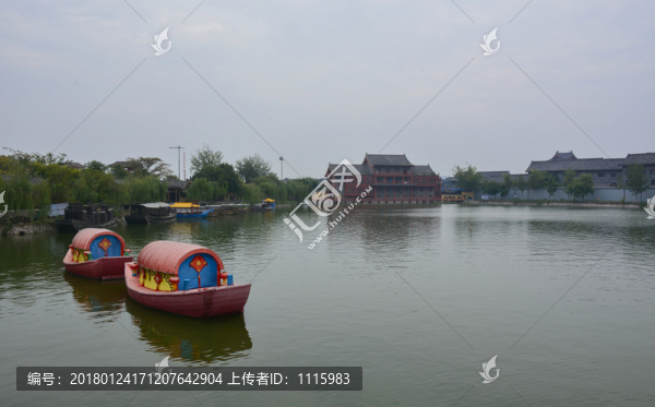 清明上河園內(nèi)景