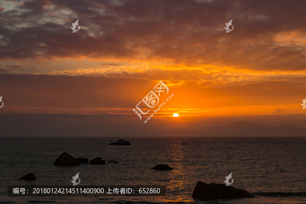 海上日出
