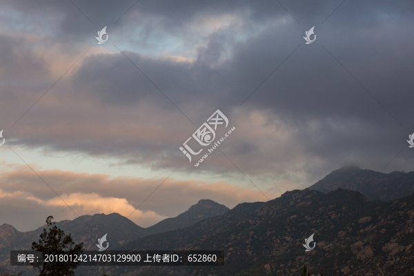 石山云彩