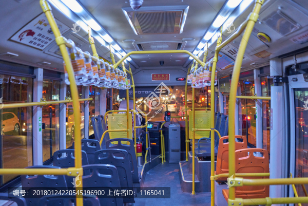 公交車箱