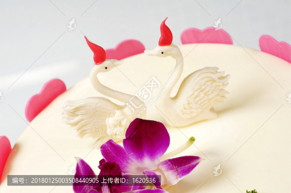 白巧克力蛋糕