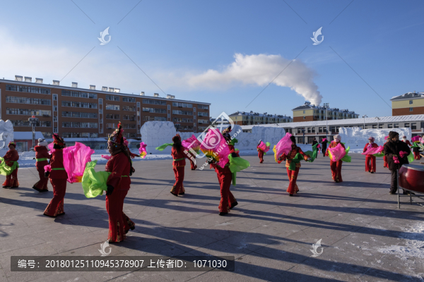 老年秧歌隊(duì)