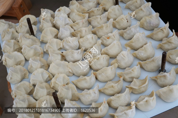 手工水餃
