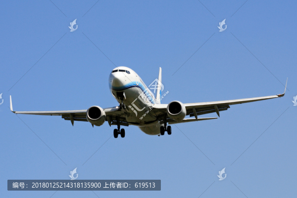 飛機(jī)降落,廈門航空
