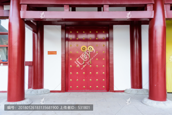 中式大門