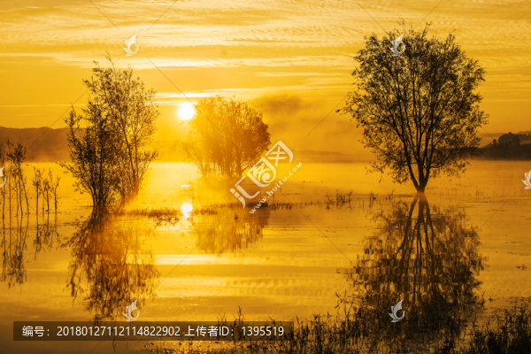 念湖之晨