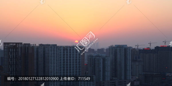 城市落日