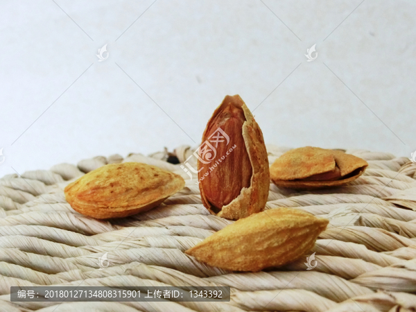巴旦木