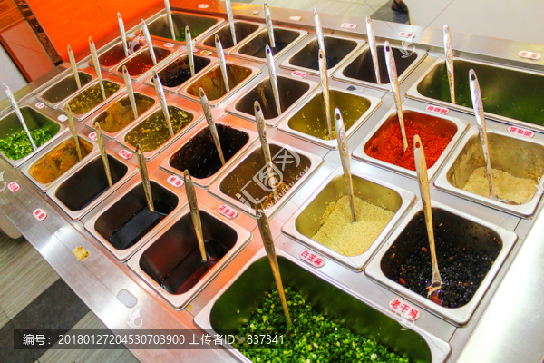 火鍋調(diào)料區(qū)