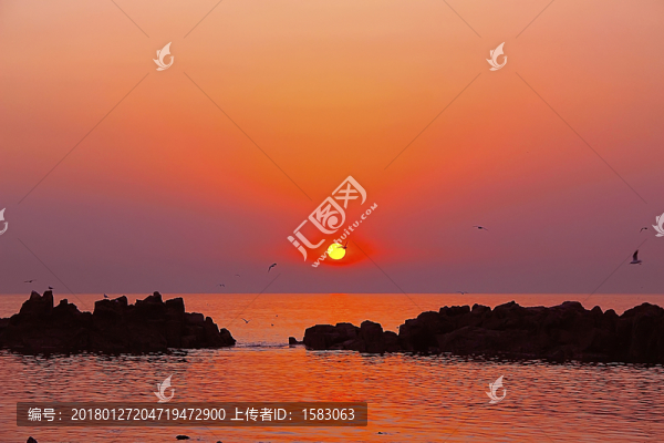 海上日出