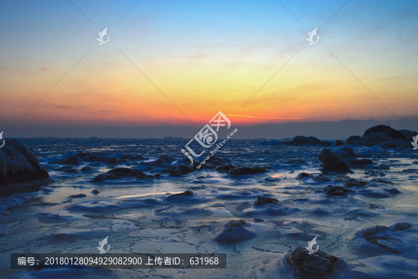 秦皇島北戴河冰海日出