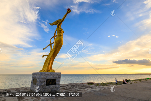 內(nèi)蒙古呼倫貝爾呼倫湖漁女像