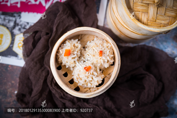蒸肉丸子