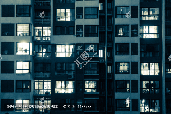 小區(qū)夜晚