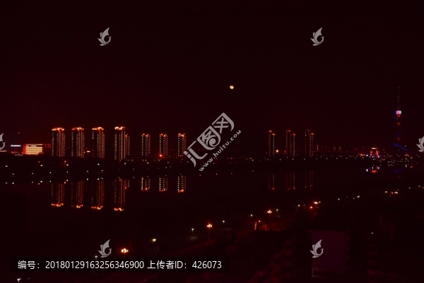 城市月亮