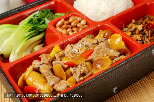 泡椒炒肉飯