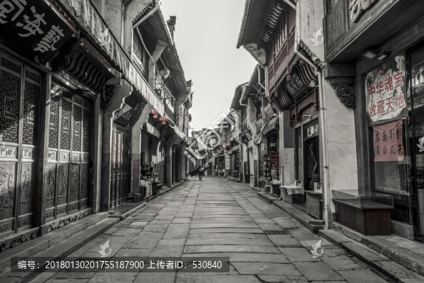 古鎮(zhèn)黑白照片