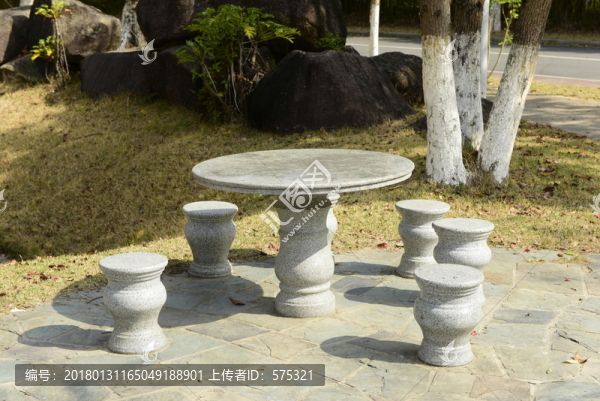 公園石桌石凳