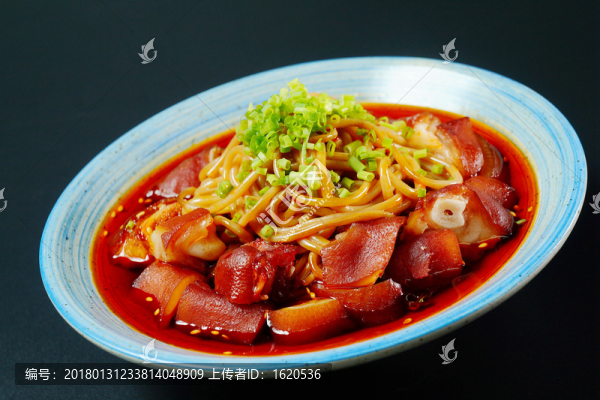 紅油豬手面