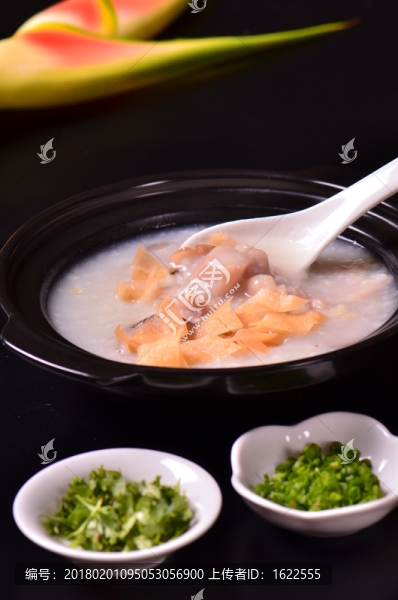砂鍋滑雞粥