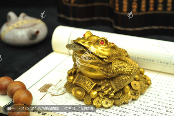 金蟾,擺件