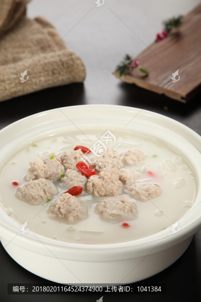 蘿卜絲汆丸子