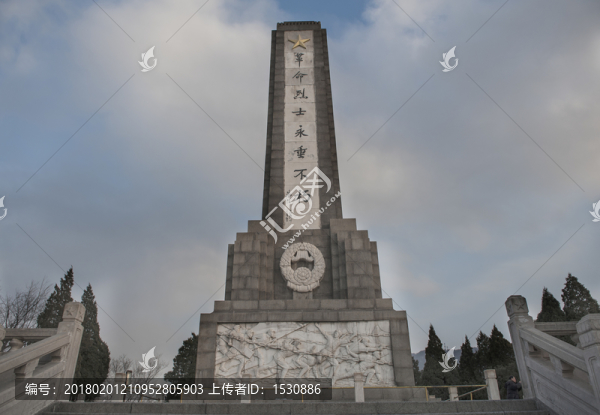 本溪,人民英雄紀(jì)念碑