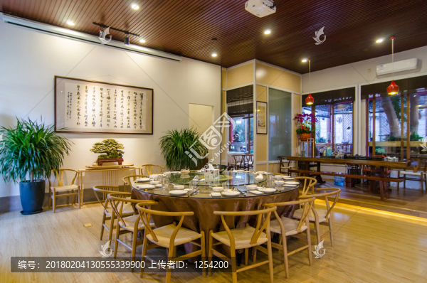 中式餐飲會(huì)所環(huán)境圖