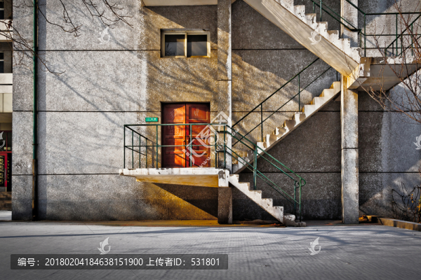 老建筑樓梯