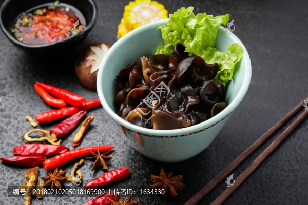 火鍋涮菜鮮牛肉火鍋涮品木耳