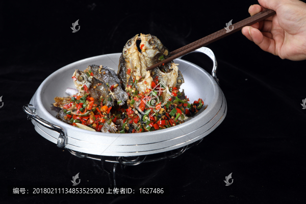 干鍋鯽魚