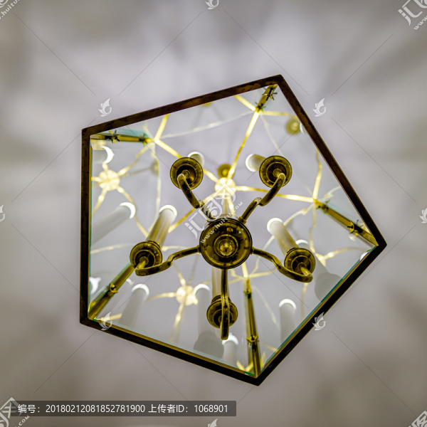 吊燈
