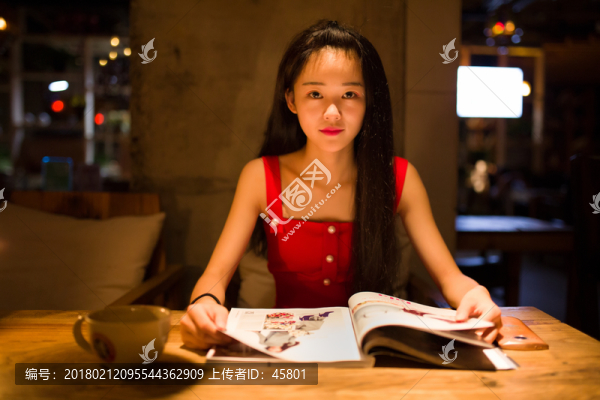 漂亮美女