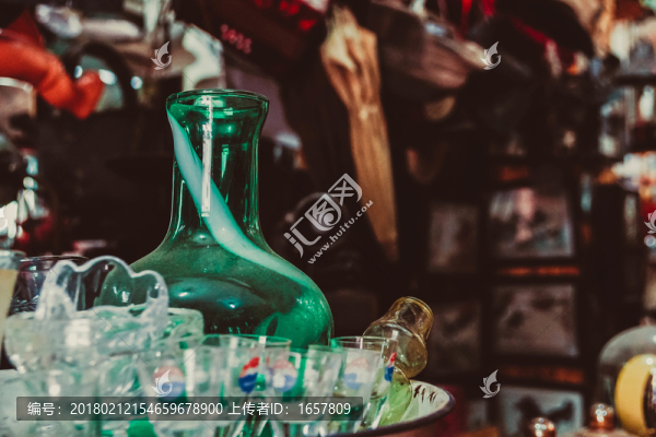 玻璃杯