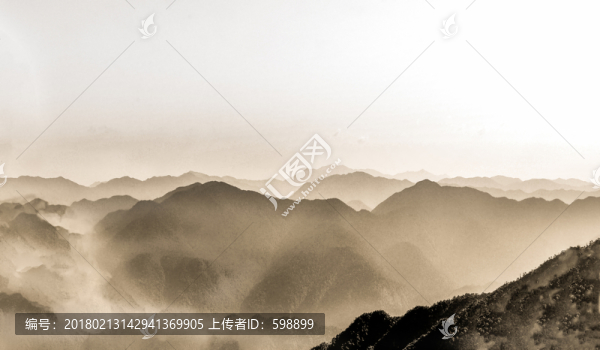 水墨遠(yuǎn)山